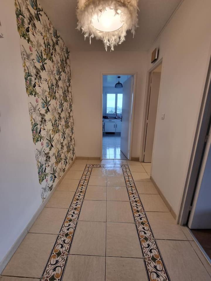 Grand Appartement 3 Chambres Disney - Paris - 82M2 Neuilly-sur-Marne Exterior photo